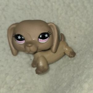 Littlest Pet Shop 2006 Authentic #932 Dachshund Brown Dog Pink Star Eyes Dog